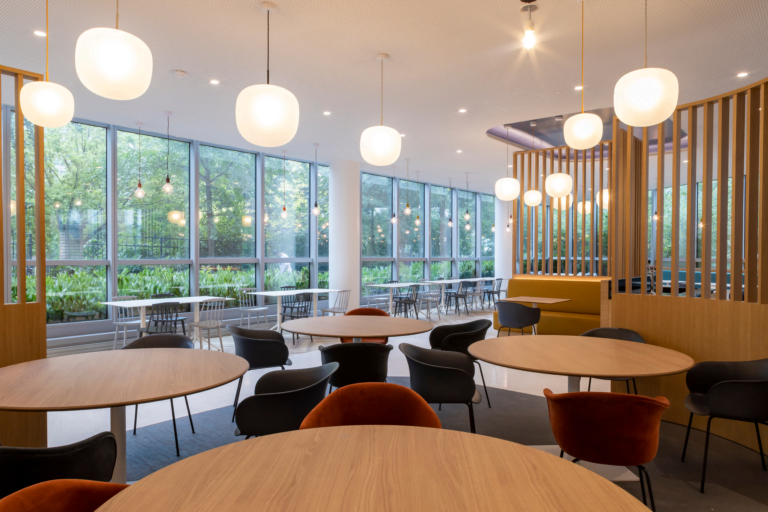 creation-dune-cafetaria-dans-une-entreprise