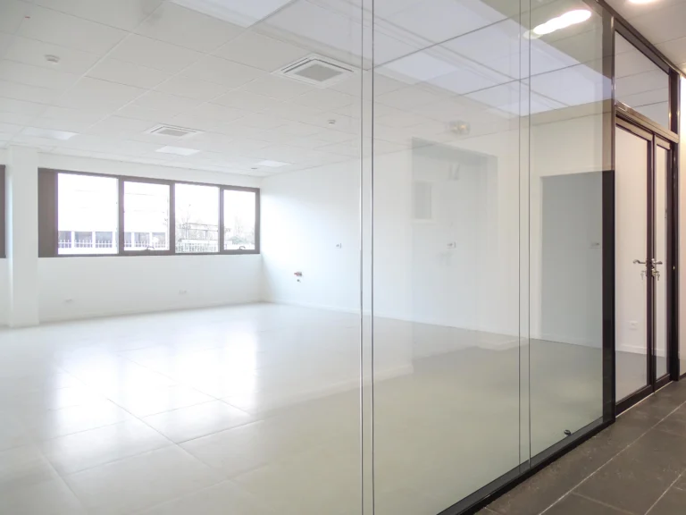 Salle de travail rénovés chez un acteur industriel